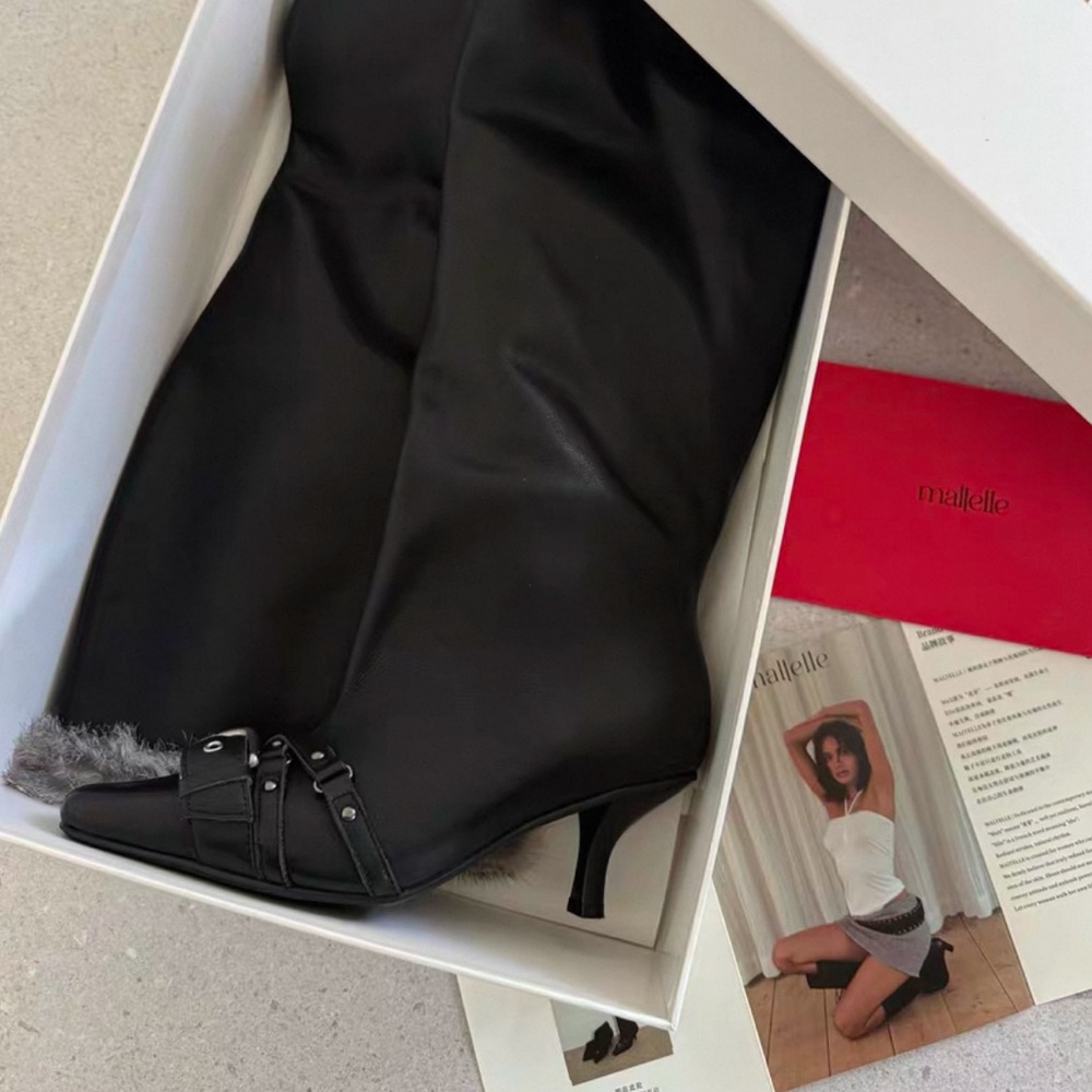 Lambskin stiletto heel boots with fur trim - Picture 5 of 9